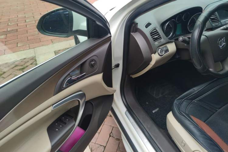 Used Buick Regal 2011 2.0L Comfort Edition Driver Seat