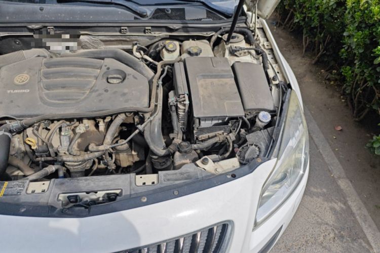 Used Buick Regal 2011 GS 2.0T Super Sport Edition Engine Bay Left