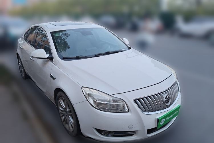 Used Buick Regal 2011 2.4L SIDI Elite Edition Front Right 45 Deg