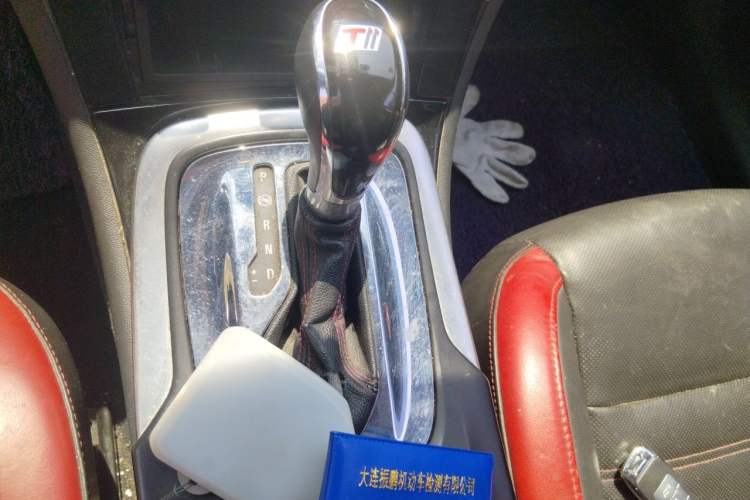 Used Buick Regal 2011 GS 2.0T Super Sport Edition Gear Lever