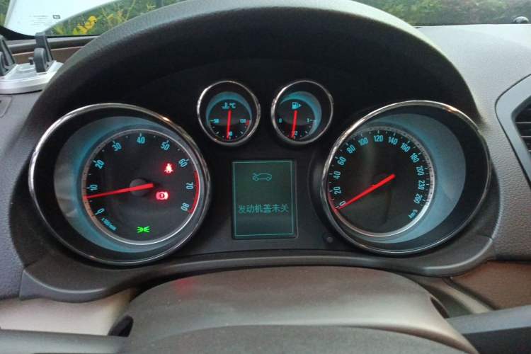 Used Buick Regal 2011 2.0L Comfort Edition Instrument Cluster