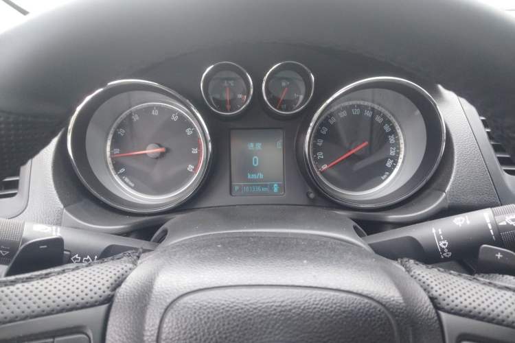 Used Buick Regal 2011 GS 2.0T Super Sport Edition Instrument Cluster