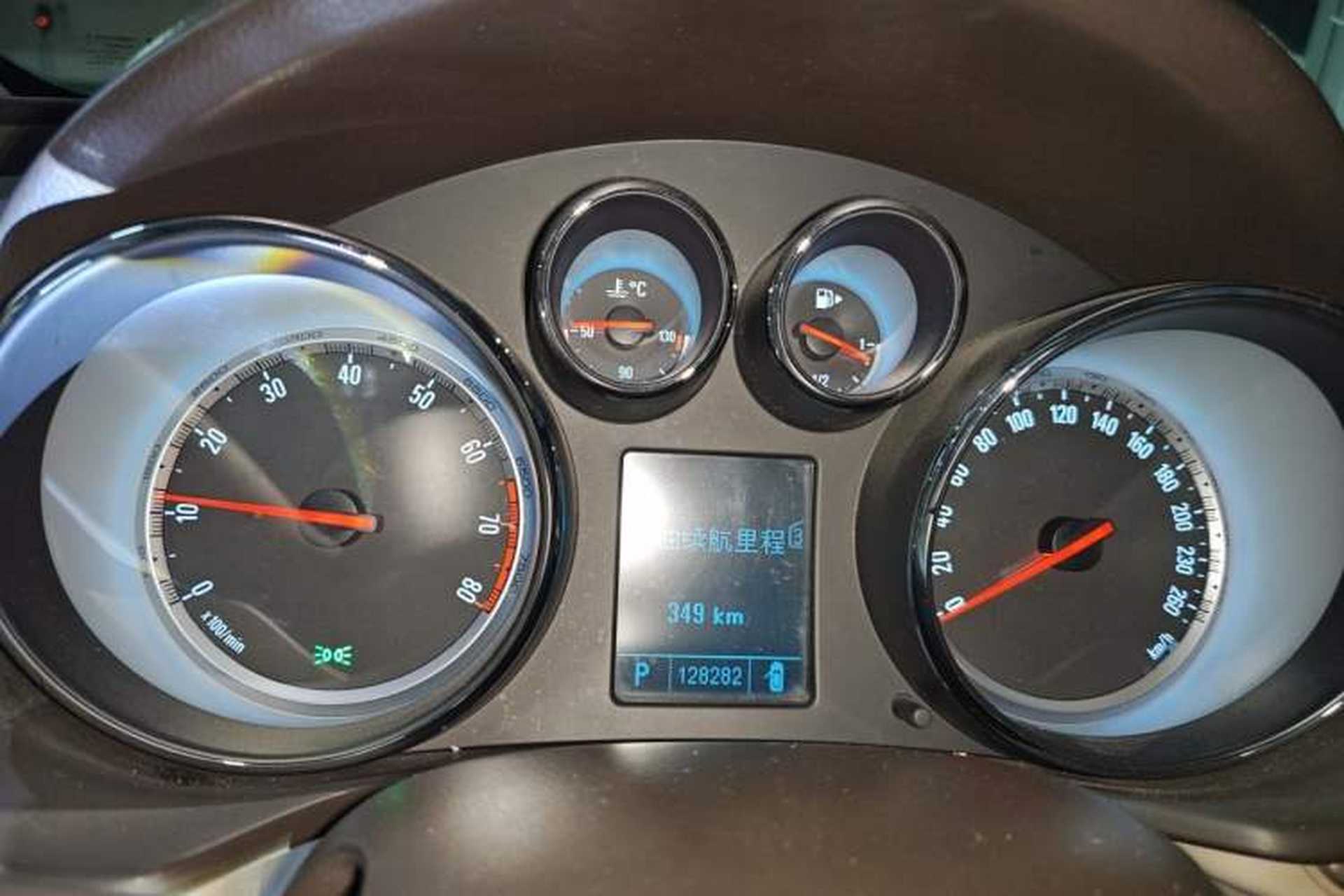 Used Buick Regal 2011 2.0L Comfort Edition Instrument Cluster