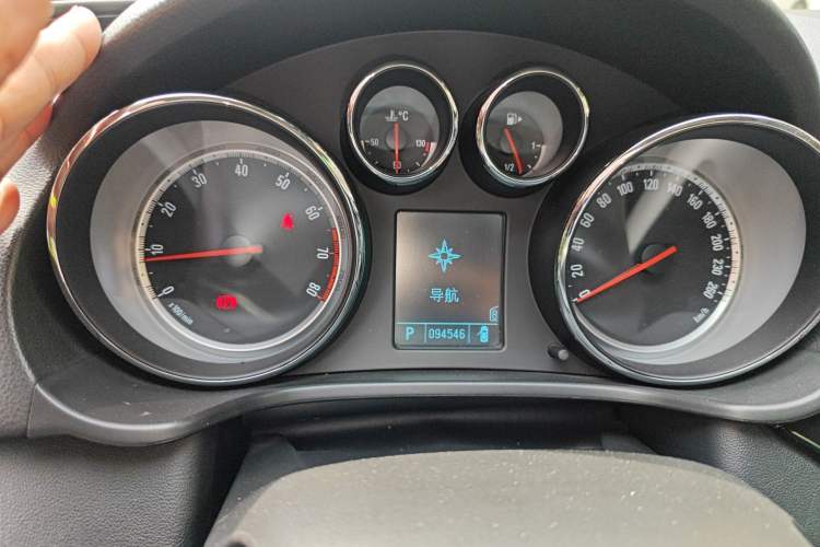 Used Buick Regal 2011 GS 2.0T Super Sport Edition Instrument Cluster
