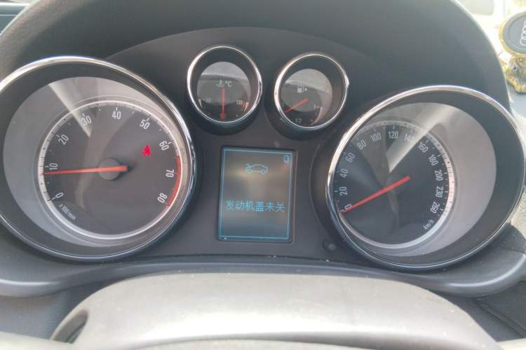 Used Buick Regal 2011 GS 2.0T Super Sport Edition Instrument Cluster
