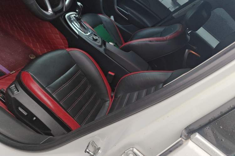 Used Buick Regal 2011 GS 2.0T Super Sport Edition Left Front Seat