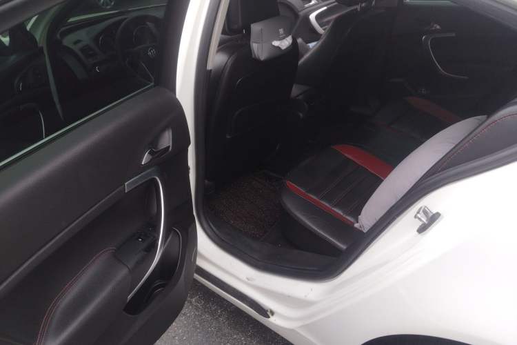 Used Buick Regal 2011 GS 2.0T Super Sport Edition Left Rear Seat