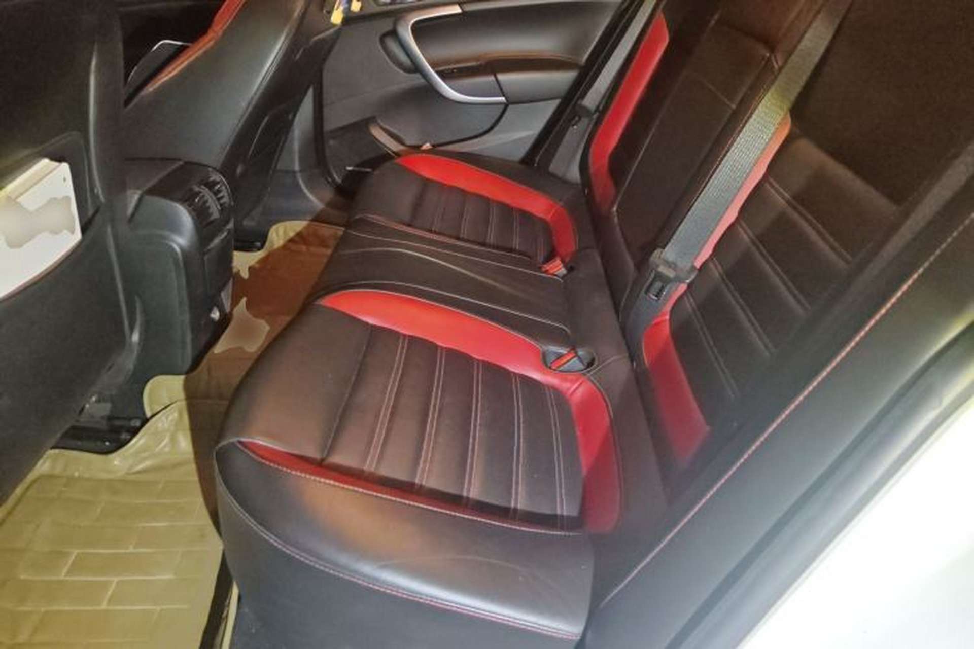 Used Buick Regal 2011 GS 2.0T Super Sport Edition Left Rear Seat