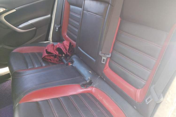 Used Buick Regal 2011 GS 2.0T Super Sport Edition Left Rear Seat
