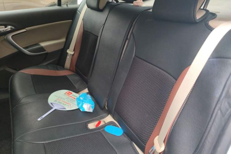Used Buick Regal 2011 2.0L Comfort Edition Left Rear Seat