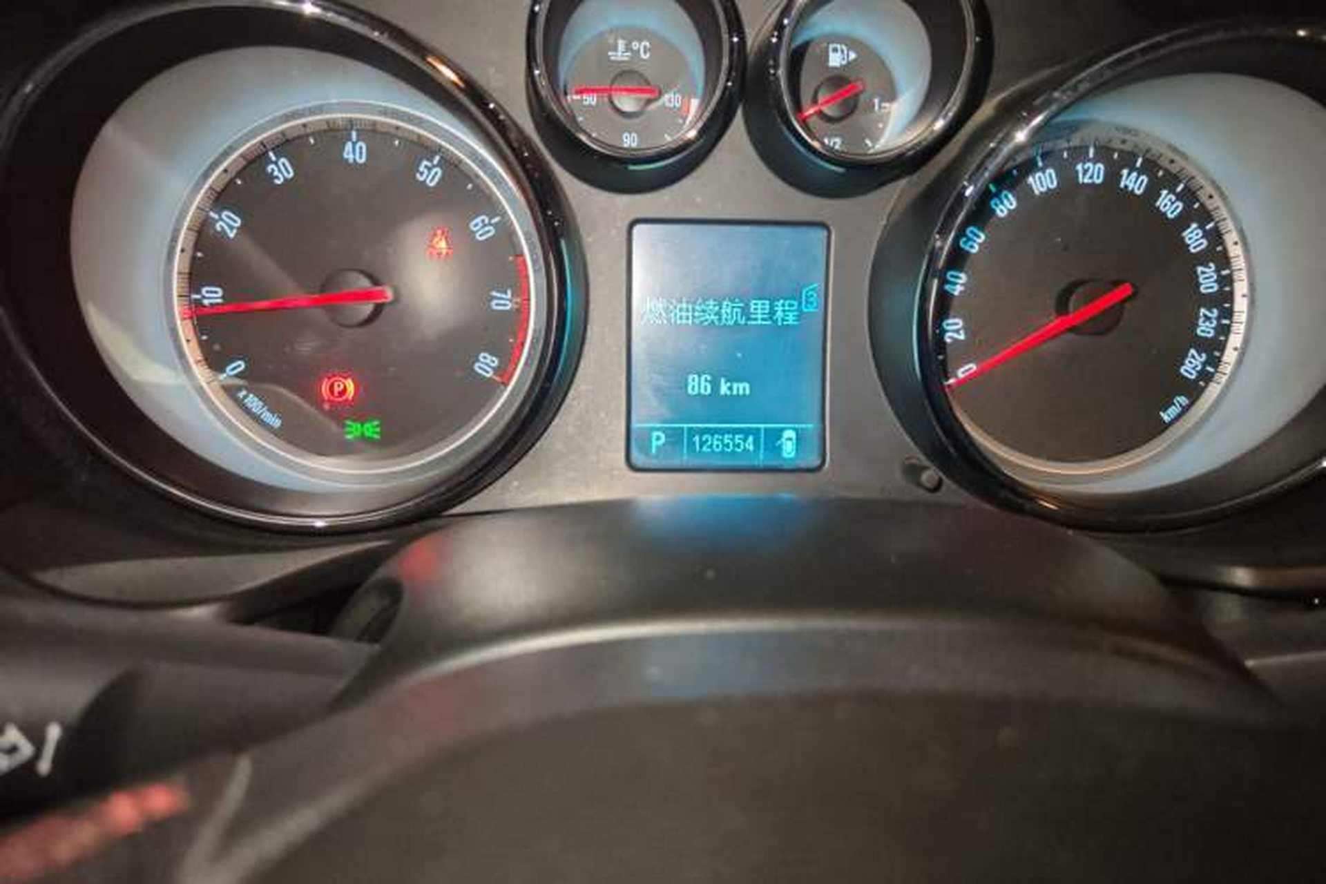 Used Buick Regal 2011 GS 2.0T Super Sport Edition Odometer Close Up