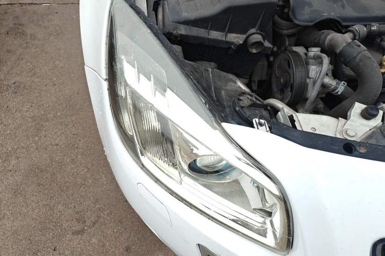 Used Buick Regal 2011 GS 2.0T Super Sport Edition Right Front Headlight