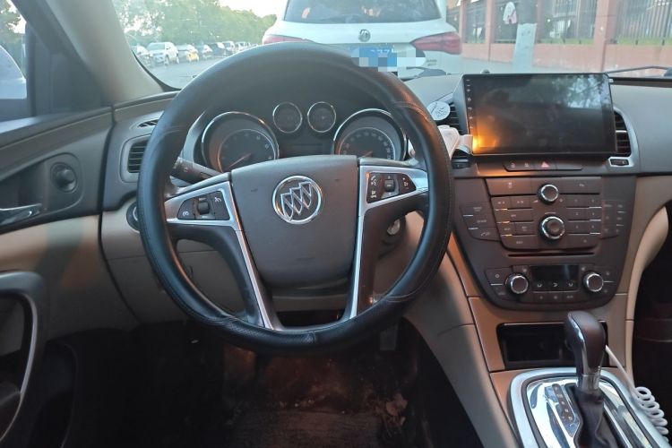 Used Buick Regal 2011 2.4L SIDI Elite Edition Steering Wheel