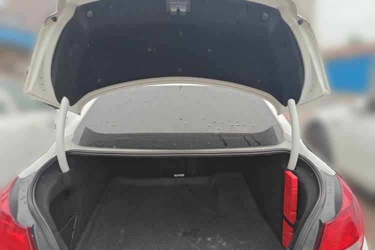 Used Buick Regal 2011 GS 2.0T Super Sport Edition Trunk