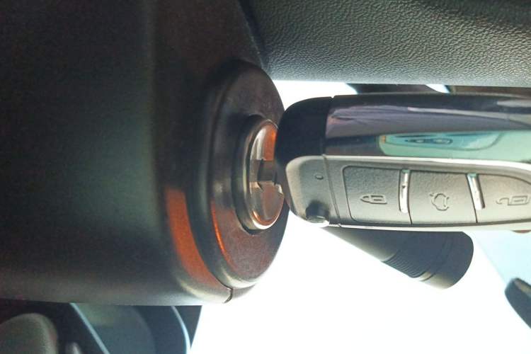 Used Buick Regal 2011 2.0L Comfort Edition Vehicle Key
