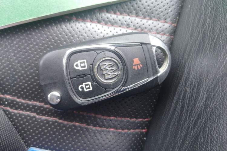 Used Buick Regal 2011 GS 2.0T Super Sport Edition Vehicle Key