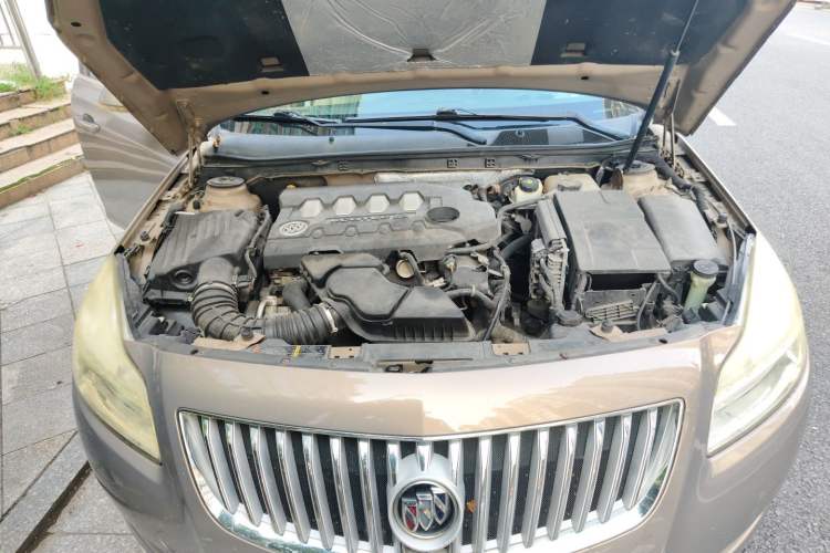 Used Buick Regal 2011 2.4L SIDI Flagship Edition Engine Bay