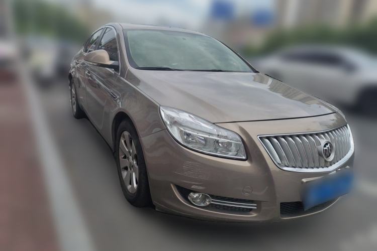 Used Buick Regal 2011 2.0L Comfort Edition Front Right 45 Deg