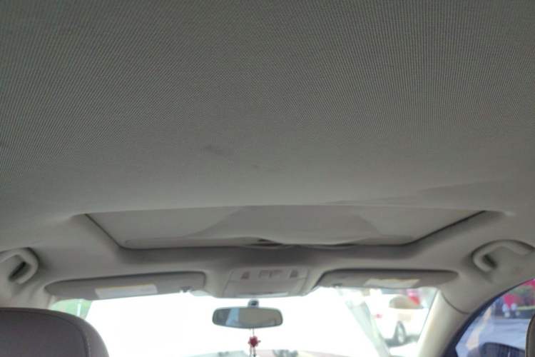 Used Buick Regal 2011 2.0L Comfort Edition Headliner