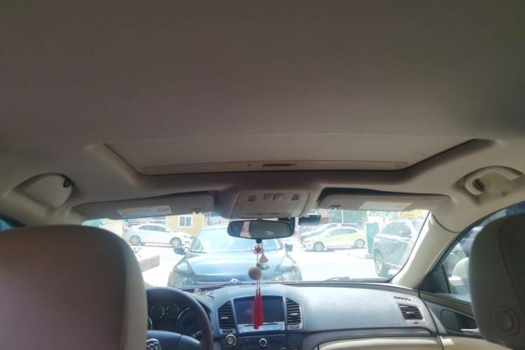 Used Buick Regal 2011 2.0L Comfort Edition Headliner