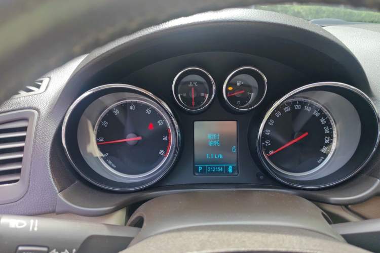 Used Buick Regal 2011 2.4L SIDI Comfort Edition Instrument Cluster