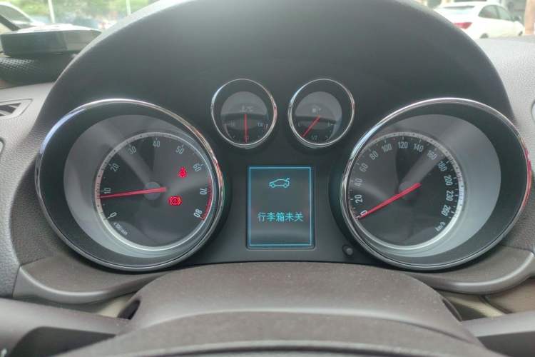Used Buick Regal 2011 2.0L Comfort Edition Instrument Cluster