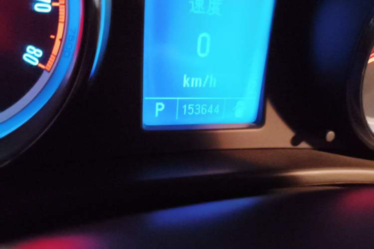 Used Buick Regal 2011 2.4L SIDI Elite Edition Odometer Close Up