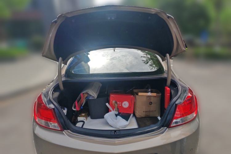 Used Buick Regal 2011 2.4L SIDI Comfort Edition Trunk