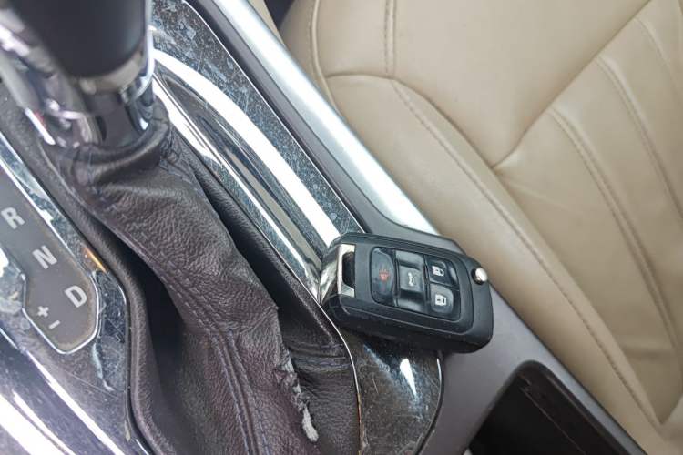 Used Buick Regal 2012 2.0L Luxury Edition Vehicle Key