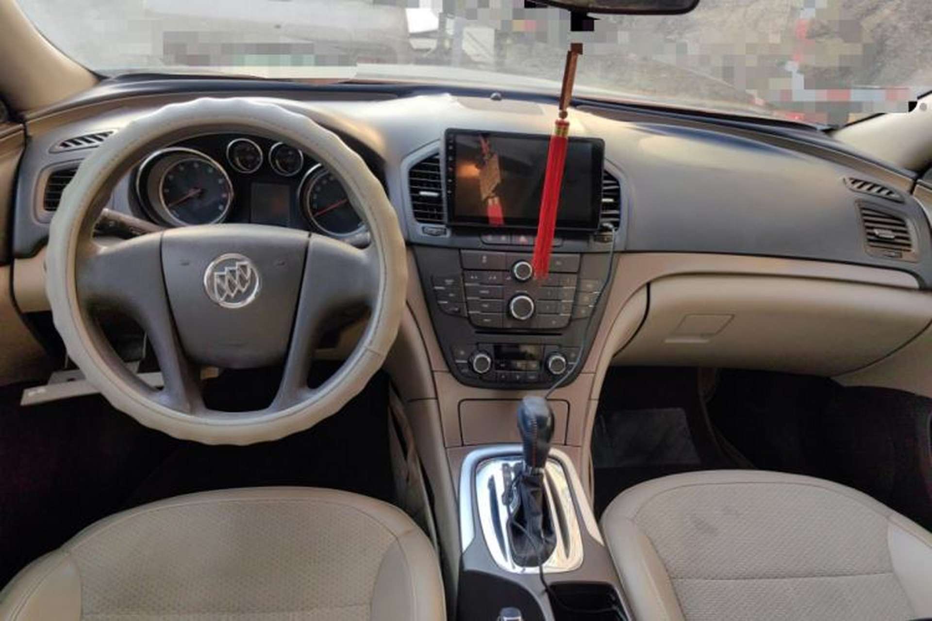 Used Buick Regal 2012 2.0L Comfort Edition Center Console