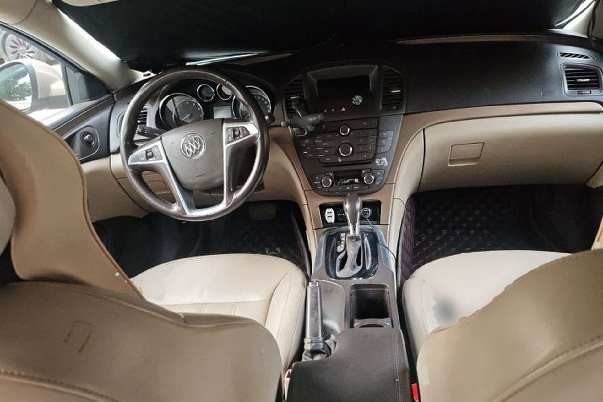 Used Buick Regal 2012 2.0L Luxury Edition Center Console
