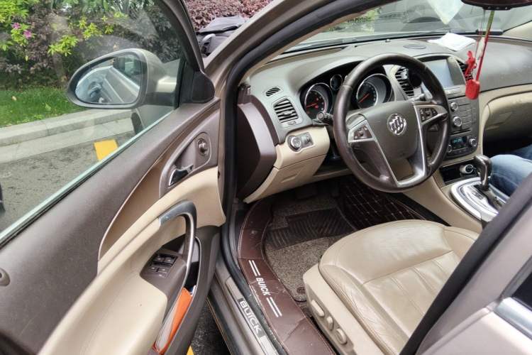 Used Buick Regal 2012 2.0L Luxury Edition Driver Seat