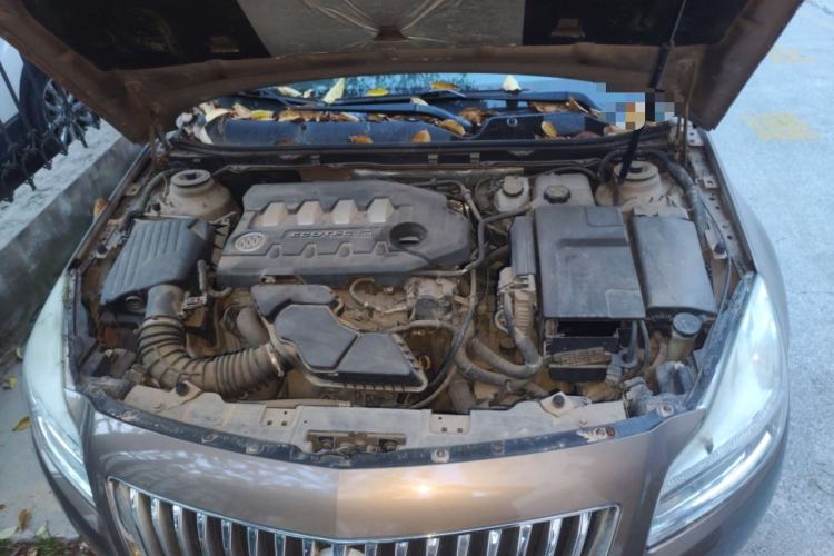 Used Buick Regal 2012 2.4L SIDI Elite Edition Engine Bay