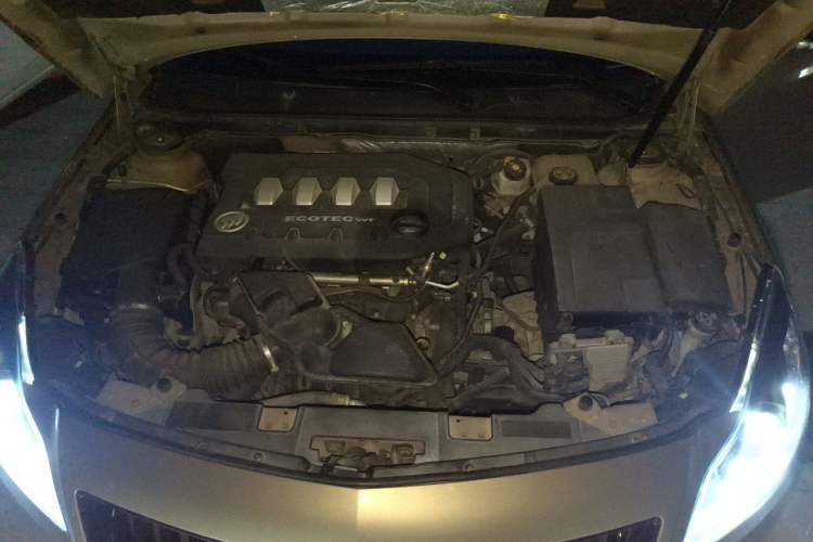 Used Buick Regal 2012 2.0L Luxury Edition Engine Bay