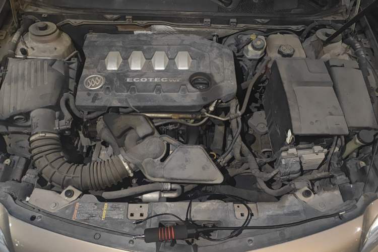 Used Buick Regal 2012 2.0L Luxury Edition Engine Bay
