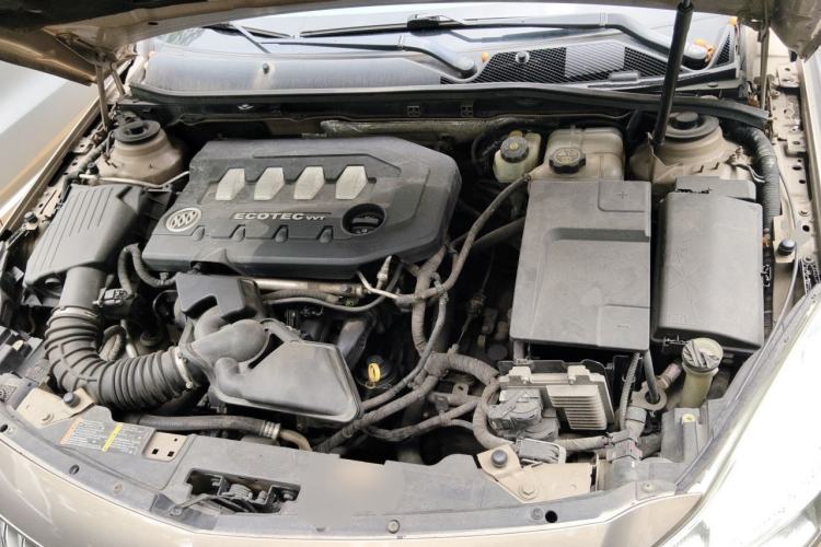 Used Buick Regal 2012 2.0L Luxury Edition Engine Bay