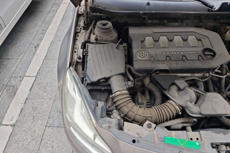 Used Buick Regal 2012 2.0L Luxury Edition Engine Bay Right