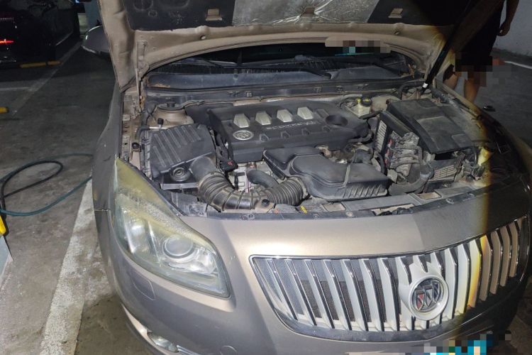 Used Buick Regal 2012 2.4L SIDI Flagship Edition Engine Bay Right