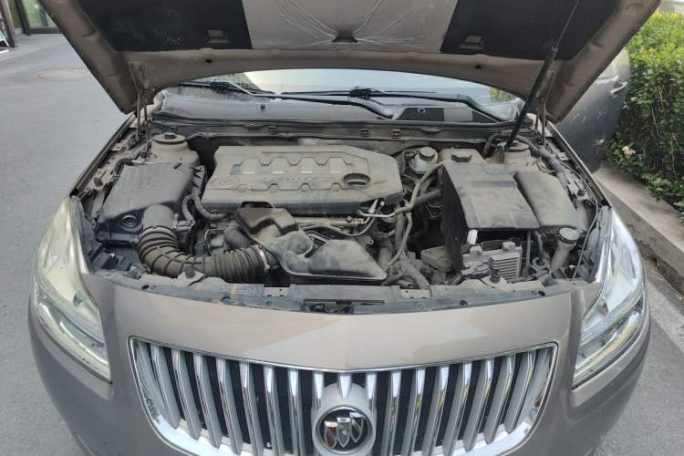 Used Buick Regal 2012 2.0L Luxury Edition Engine Bay