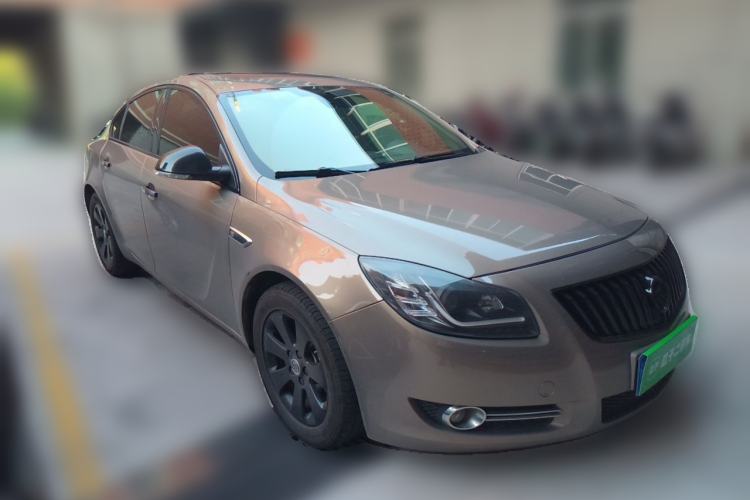 Used Buick Regal 2012 2.0L Luxury Edition Front Right 45 Deg