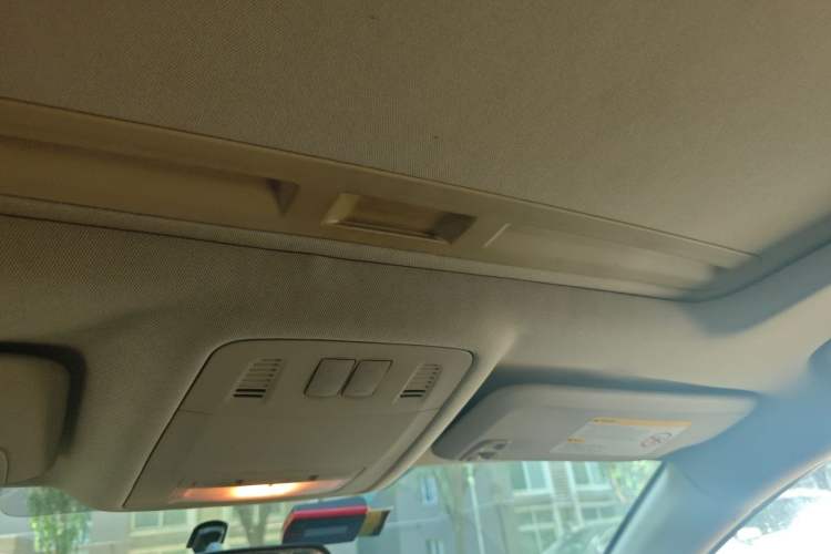 Used Buick Regal 2012 2.0L Comfort Edition Headliner