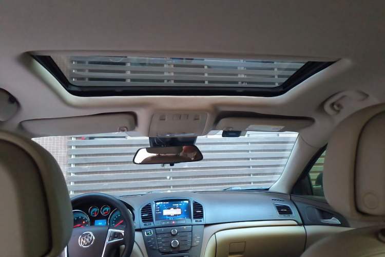 Used Buick Regal 2012 2.0L Luxury Edition Headliner