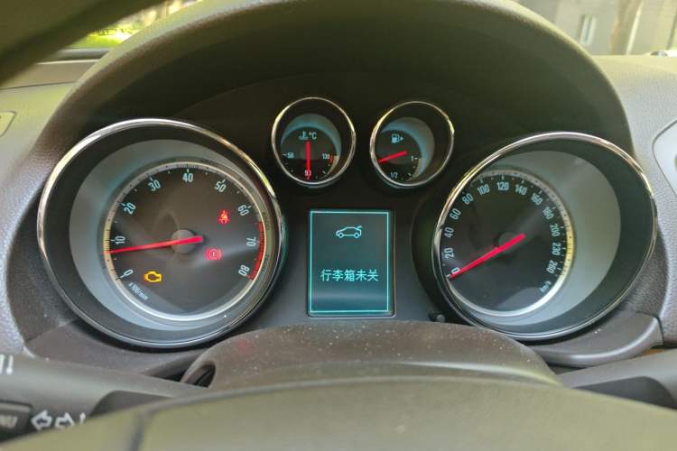 Used Buick Regal 2012 2.0L Comfort Edition Instrument Cluster