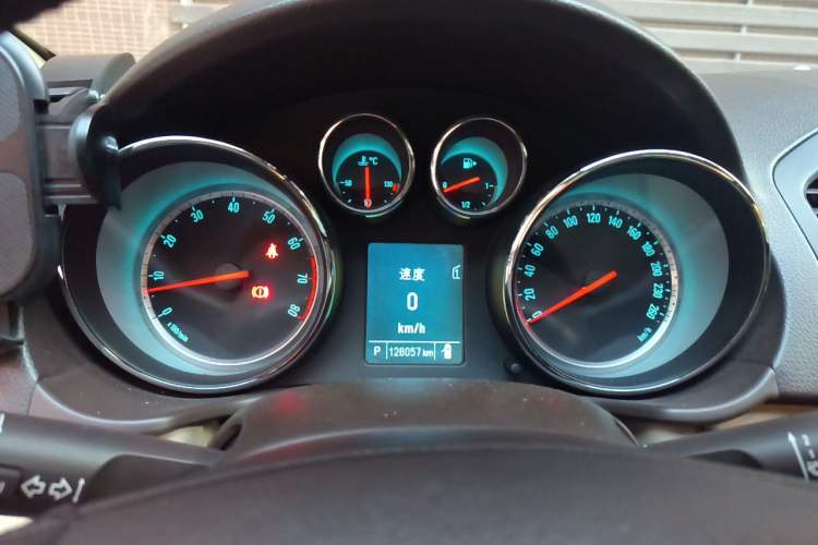 Used Buick Regal 2012 2.0L Luxury Edition Instrument Cluster