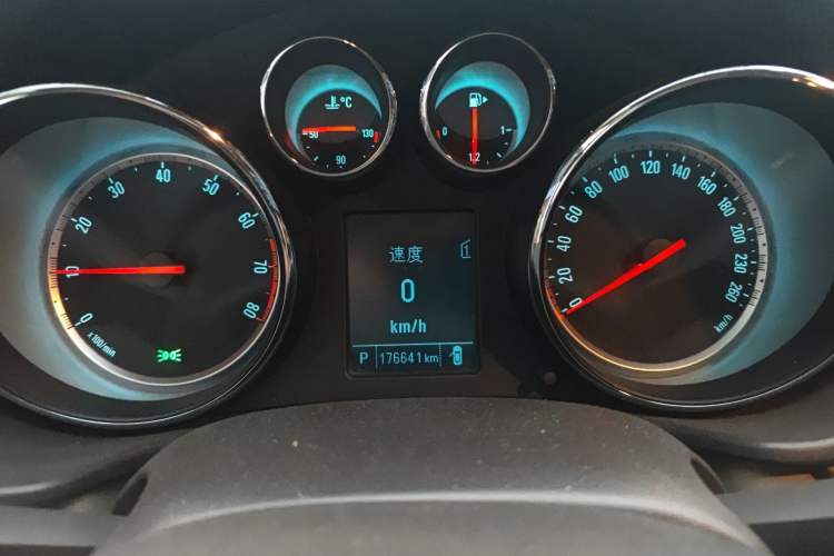 Used Buick Regal 2012 2.0L Luxury Edition Instrument Cluster