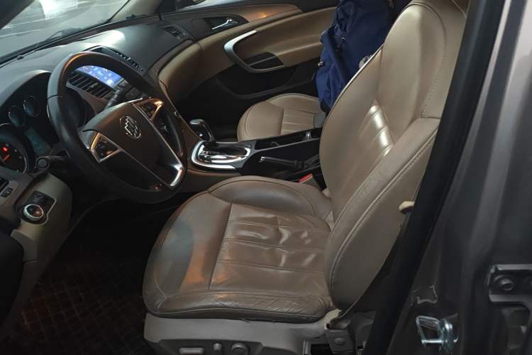 Used Buick Regal 2012 2.0L Luxury Edition Left Front Seat