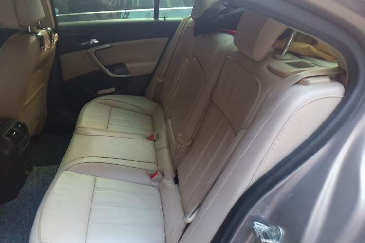 Used Buick Regal 2012 2.0L Luxury Edition Left Rear Seat