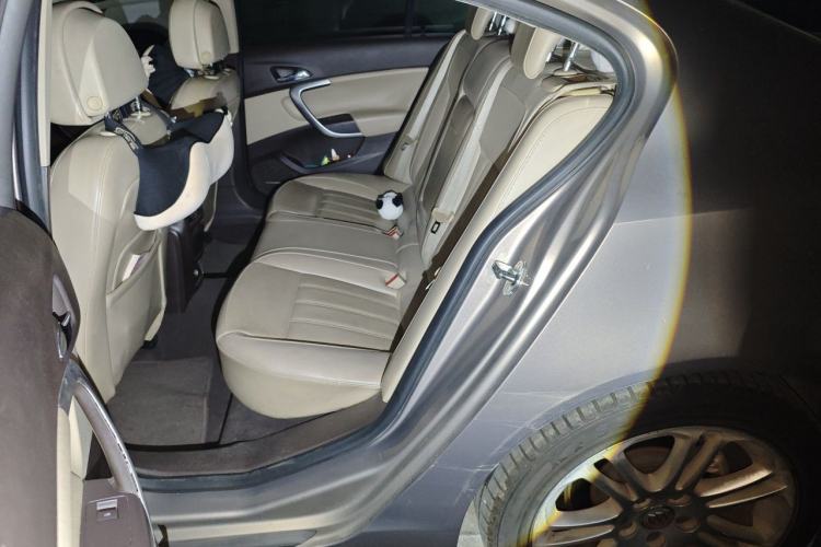 Used Buick Regal 2012 2.4L SIDI Flagship Edition Left Rear Seat