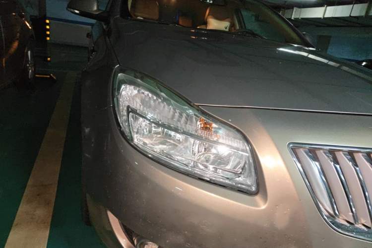 Used Buick Regal 2012 2.0L Comfort Edition Right Front Headlight