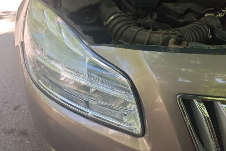 Used Buick Regal 2012 2.0L Comfort Edition Right Front Headlight